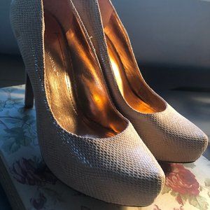 New BCBG Leather Neutral Platform Heels